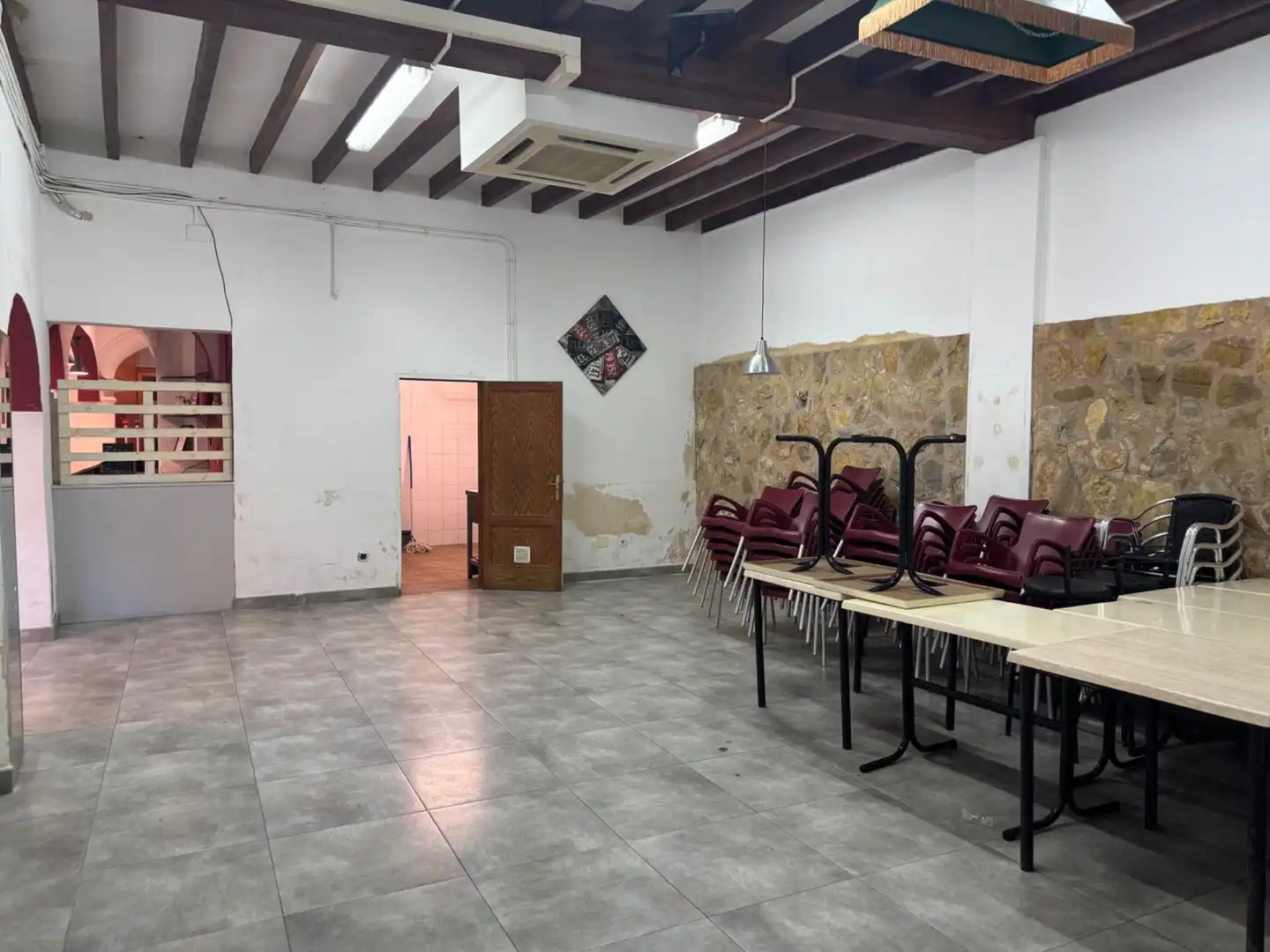 Local de lloguer en Montuïri amb Aire condicionat i Moblat