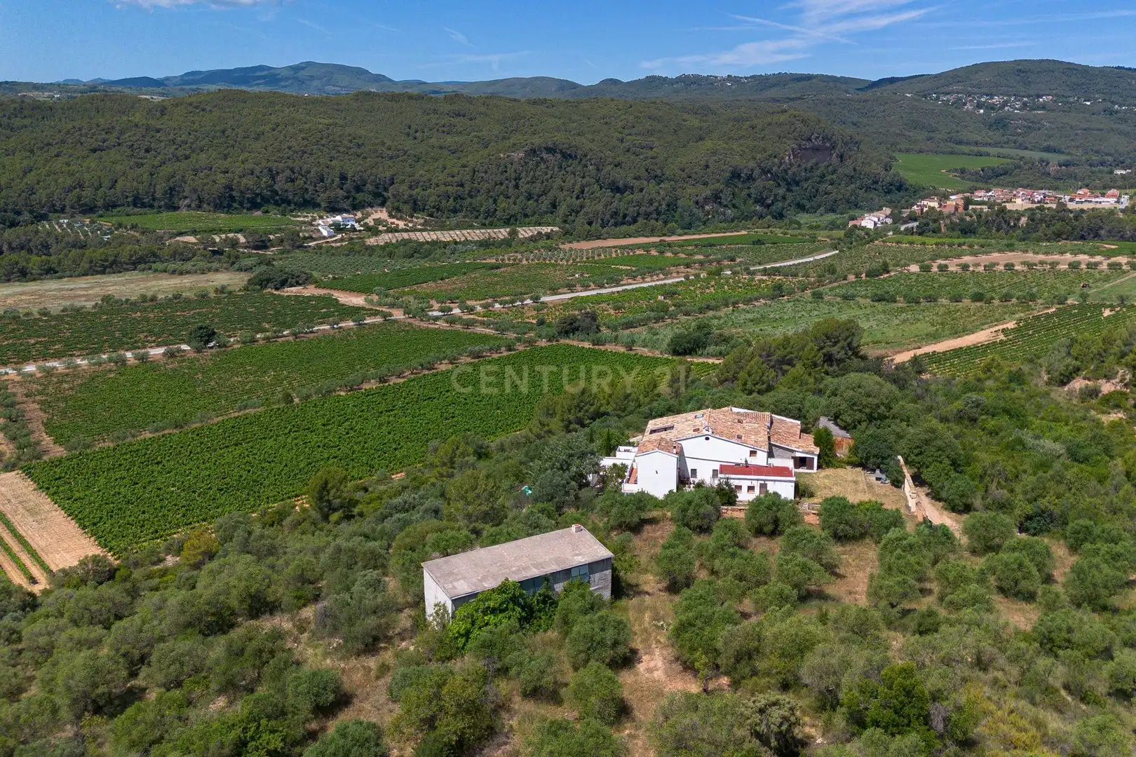 Country homes for sale in Piera  with Air Conditioner, Private garden and Storage room