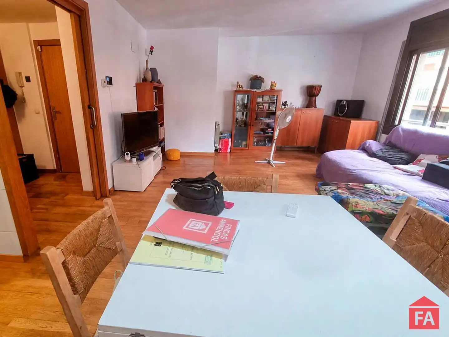Sala d'estar de Pis en venda en El Vendrell amb Calefacció