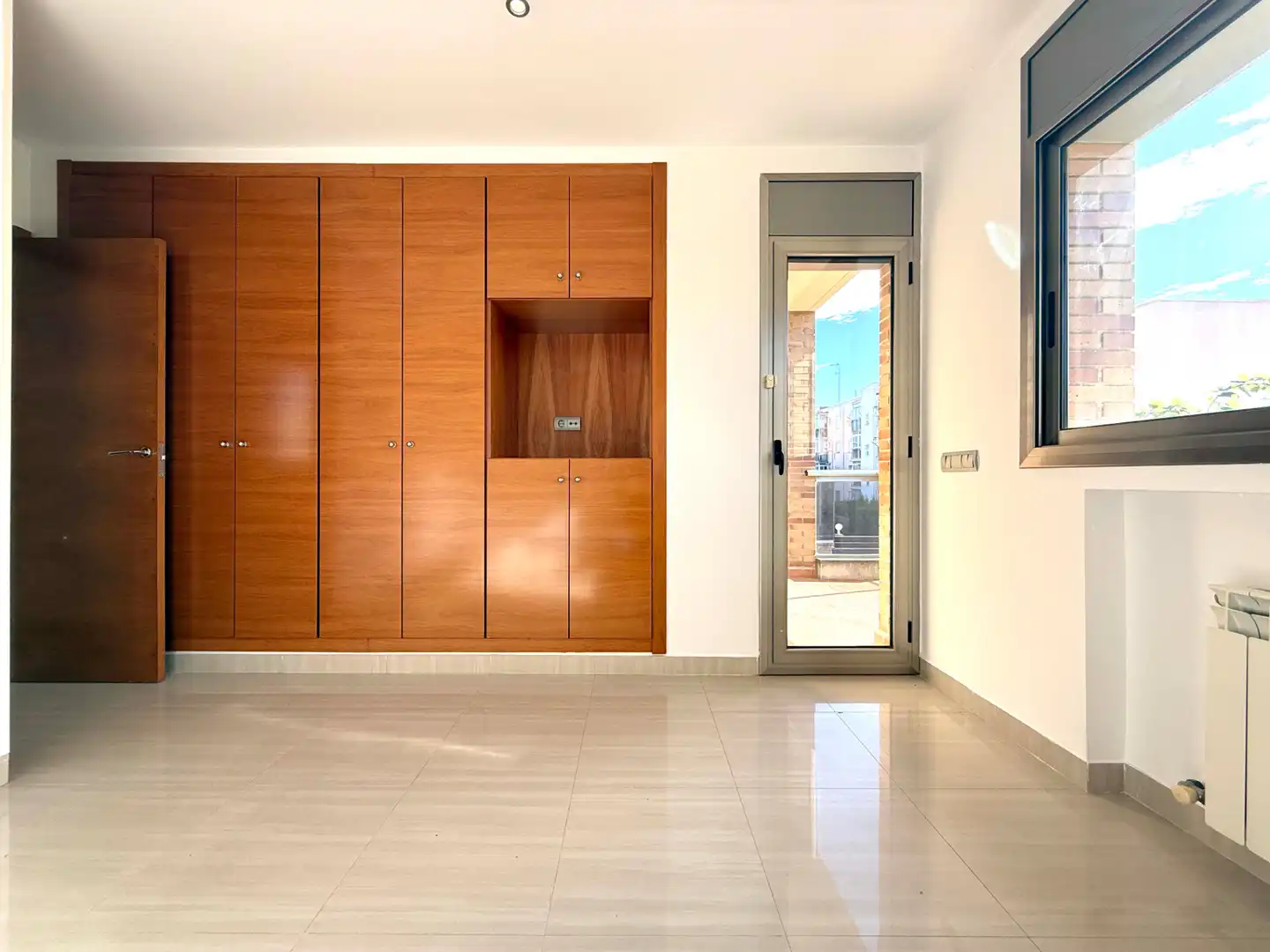 Semi-detached house with pool for sale in Carrer d'Escornalbou, imagen 34