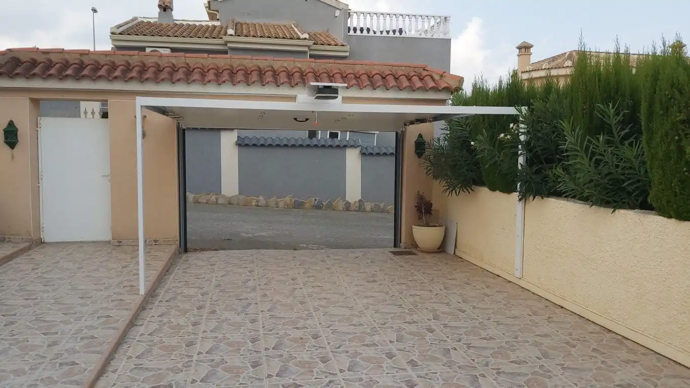 Parking de Casa o chalet en venta en Rojales con Terraza, Piscina y Amueblado