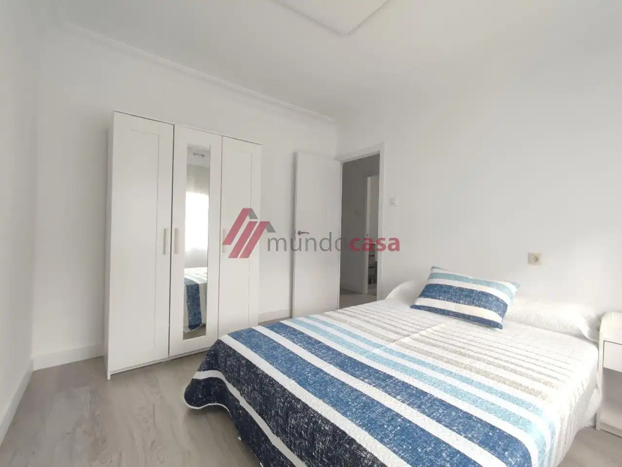Bedroom of Flat for rent in Ferrol  with Heating and Furnished