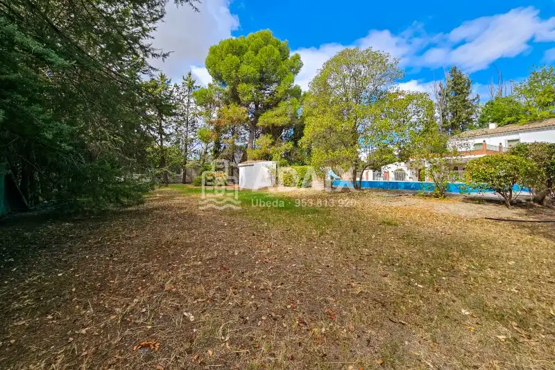 Casa o chalet en venta en Úbeda con Terraza, Trastero y Balcón