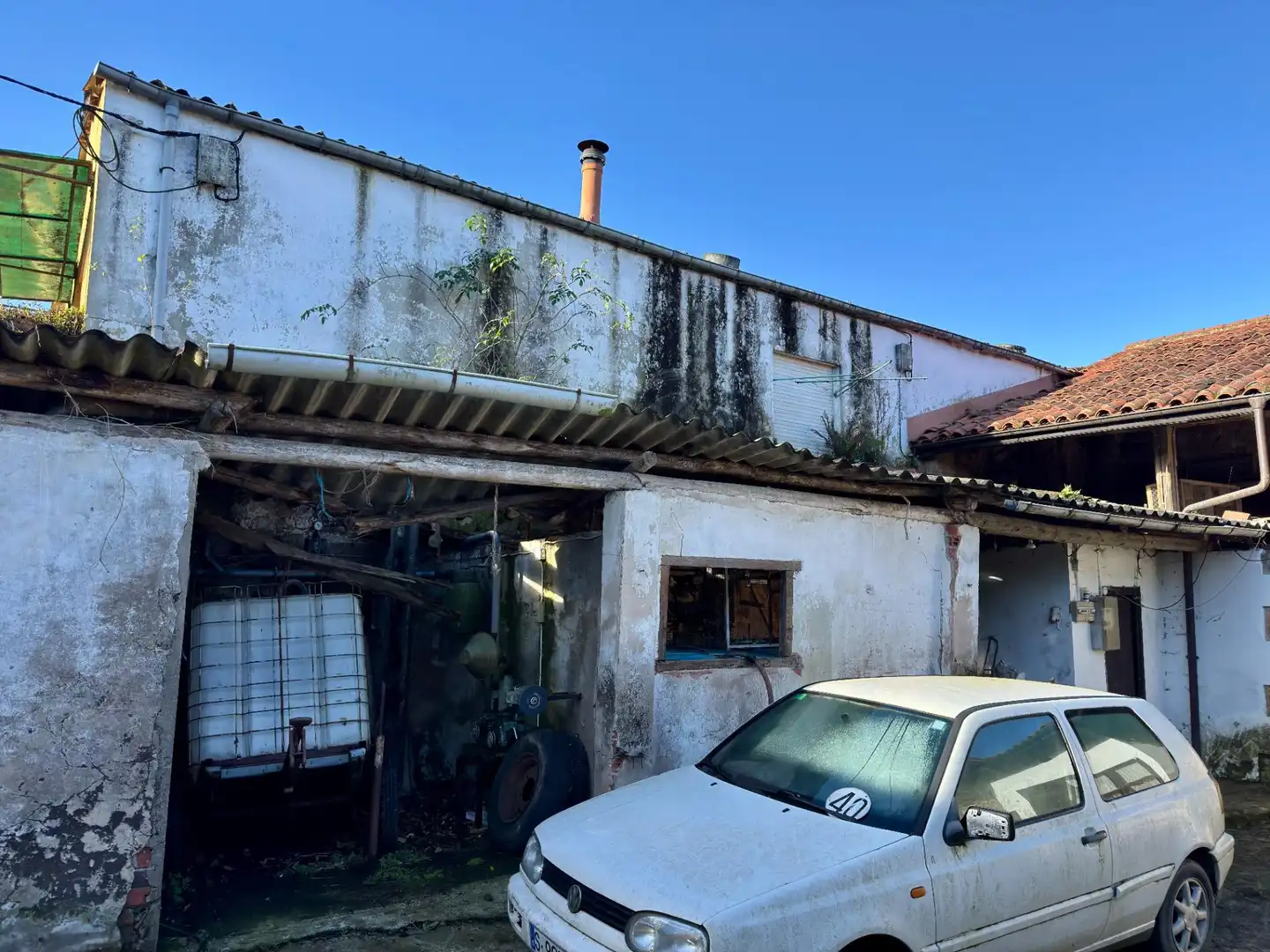 Vista exterior de Casa o chalet en venta en Cabezón de la Sal