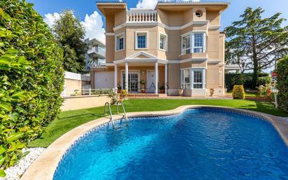 Swimming pool of House or chalet for sale in Alella  with Heating, Private garden and Parquet flooring