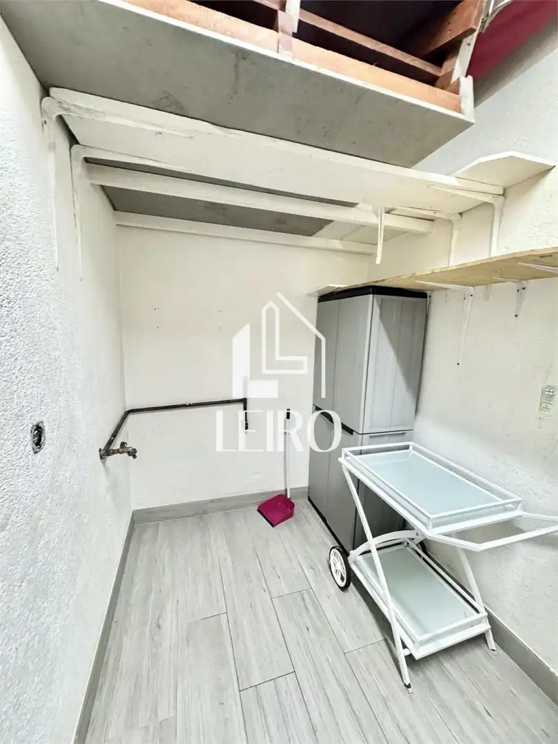 Commercial properties for sale in A Illa de Arousa   with Air Conditioner, Heating and Furnished