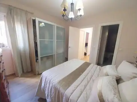 Dormitori de Pis en venda en Estepona amb Terrassa