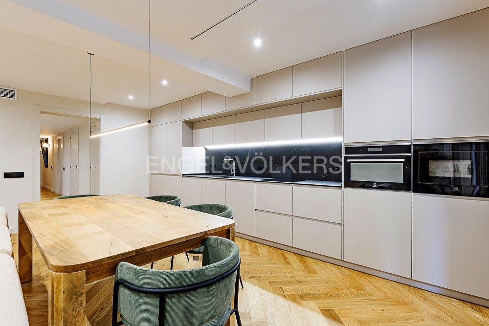 Apartment for sale in Barri Gòtic