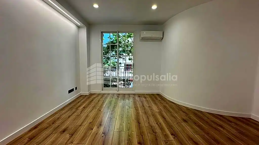 Office for rent in Canfranc, Casetas - Villarrapa