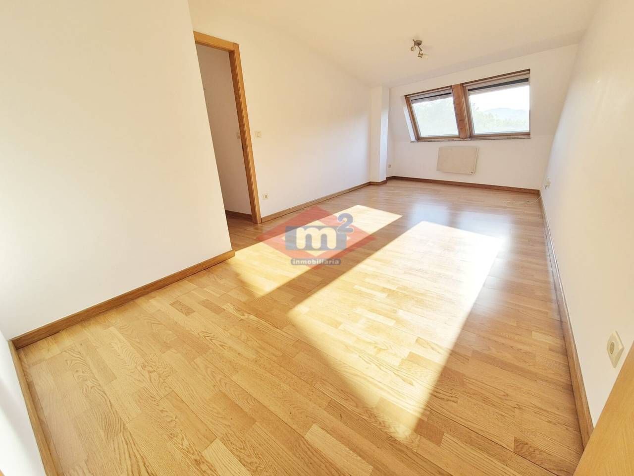 Sala d'estar de Pis de lloguer en Salceda de Caselas amb Calefacció