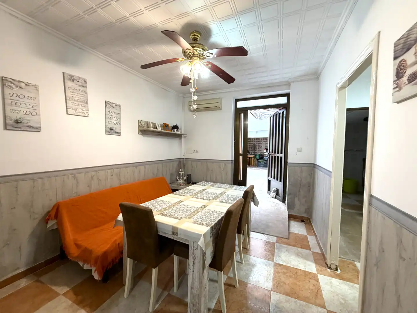 Comedor de Casa o chalet en venta en Picassent con Aire acondicionado, Terraza y Amueblado