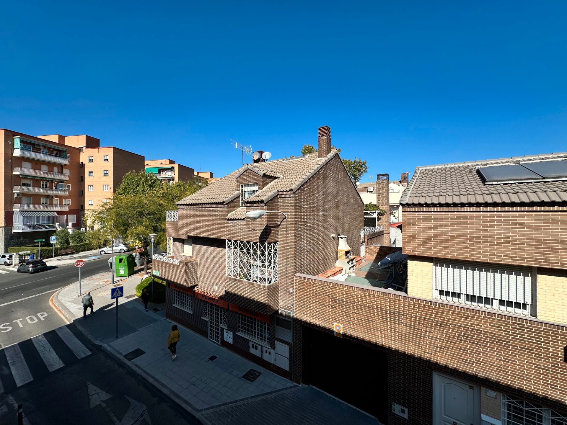 Vista exterior de Pis en venda en Alcobendas amb Terrassa, Moblat i Forn