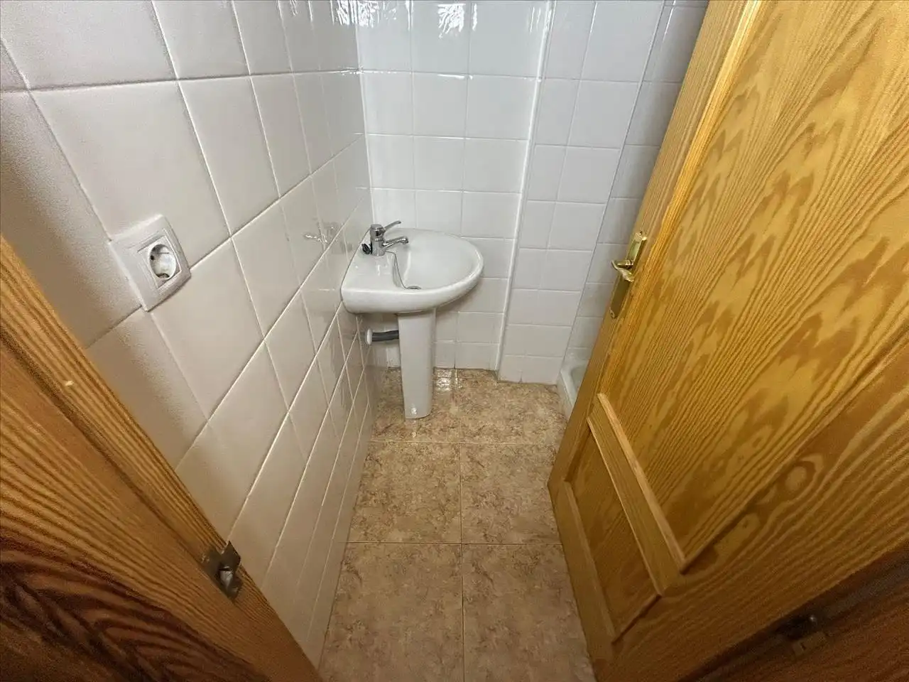 Baño de Piso en venta en Abarán con Balcón