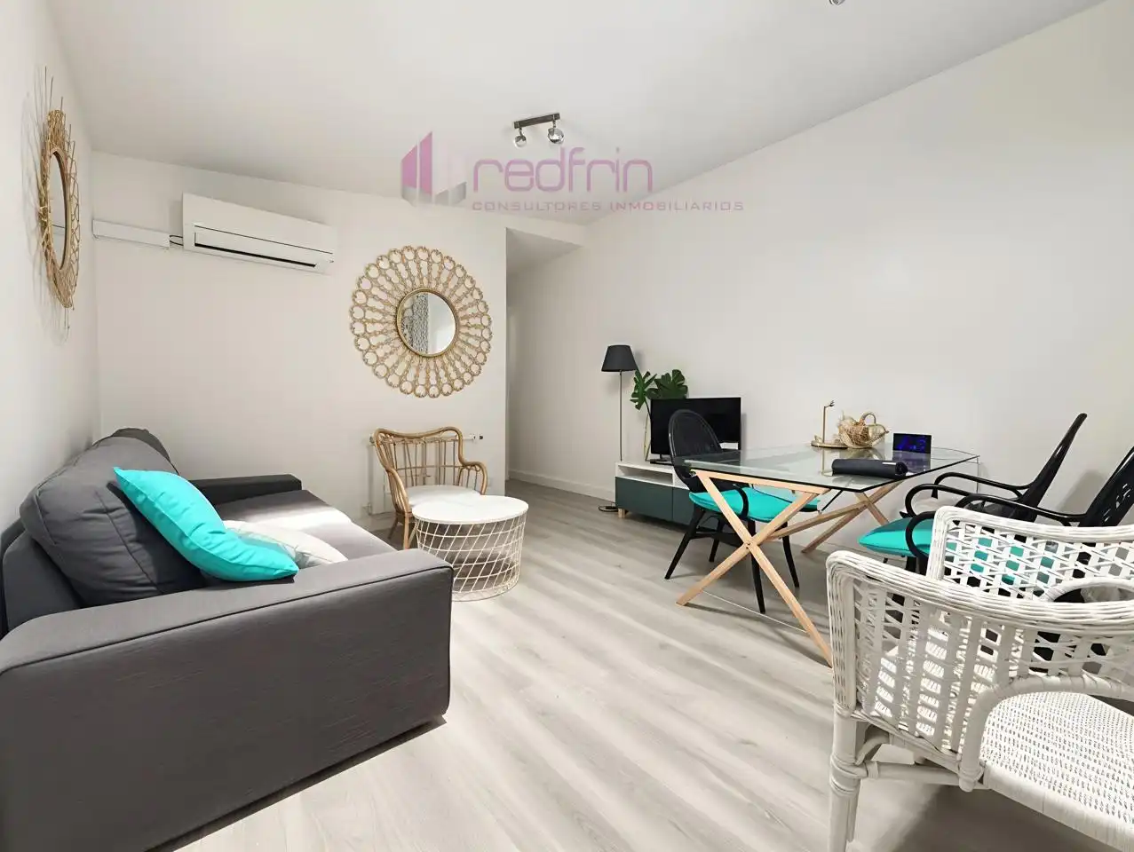 Bedroom of Flat for sale in Madrid  with Air Conditioner