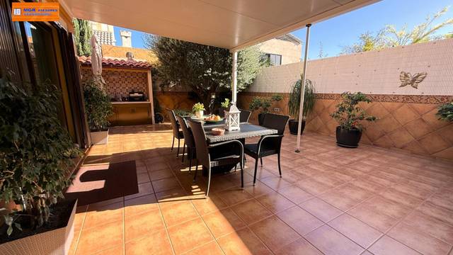 Casa adosada en Venta en Amanecer