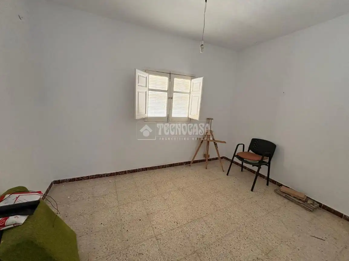 Detached homes for sale in Chiclana de la Frontera  with Furnished