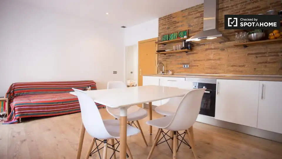 Küche von Wohnung zur Miete in  Barcelona Capital mit Klimaanlage, Heizung und Möbliert