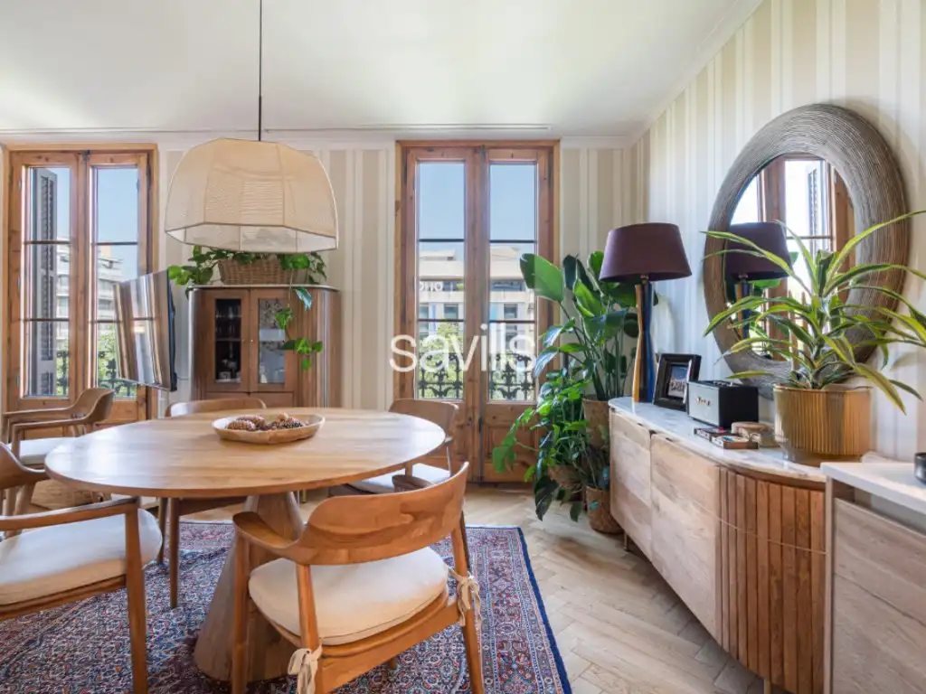 Sala d'estar de Apartament en venda en Barcelona amb Aire condicionat, Terrassa i Forn