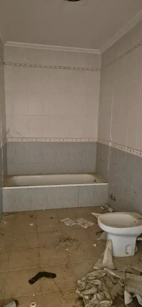 Baño de Terreno en venta en Hellín