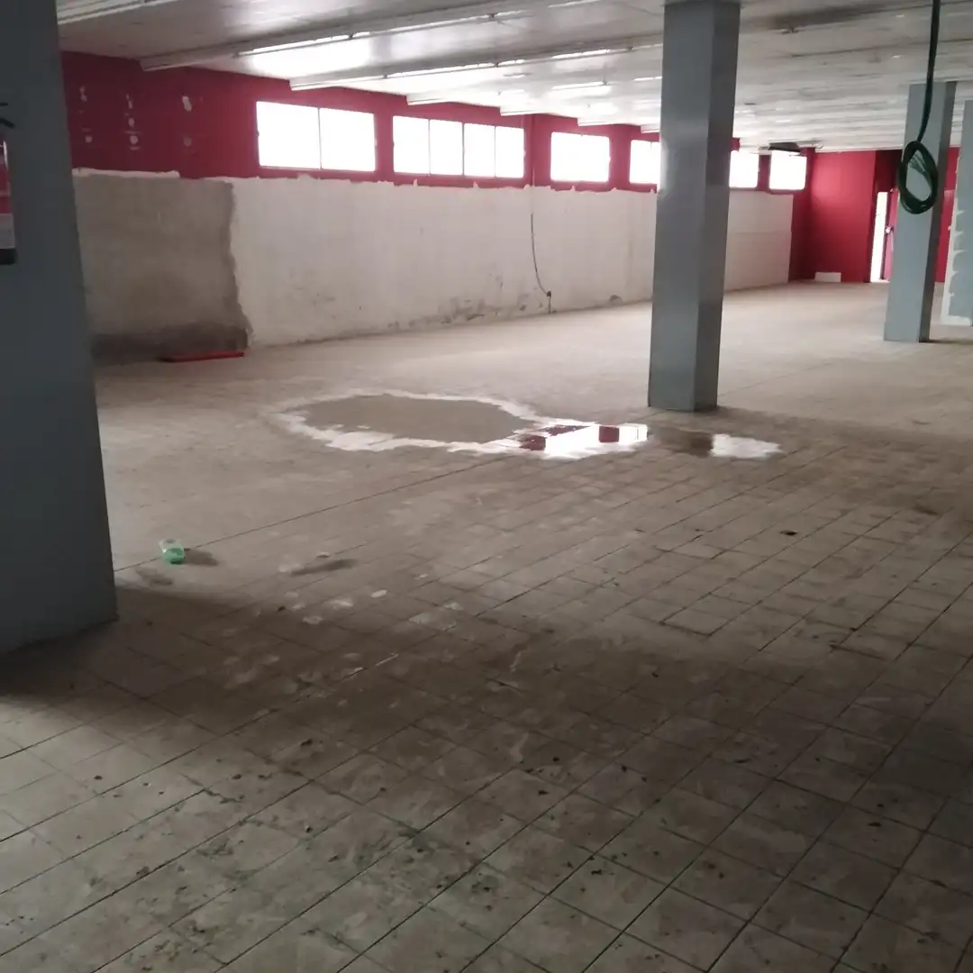 Local comercial en alquiler en Carrer Sebastià Joan Arbó, imagen 3