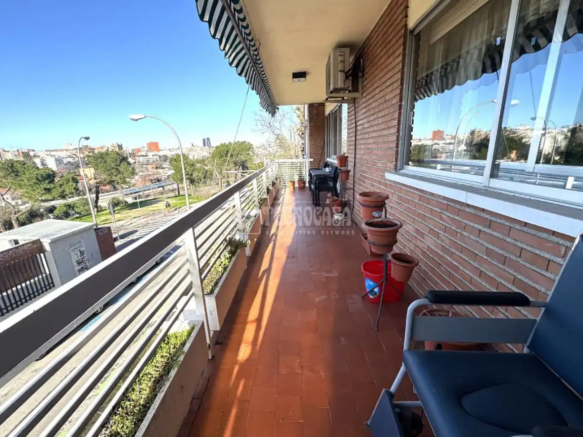 Terraza de Piso en venta en Madrid