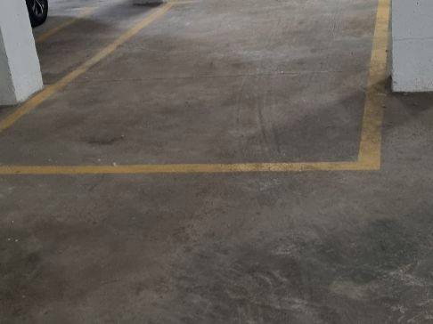 Garaje en Alquiler en Calle Pintor Romero de Torres, 50 en Zona Hospital