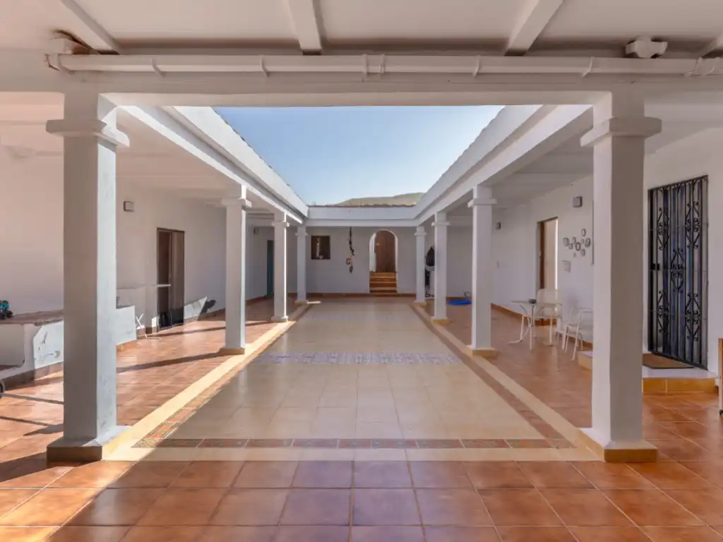 Houses for sale in Berja