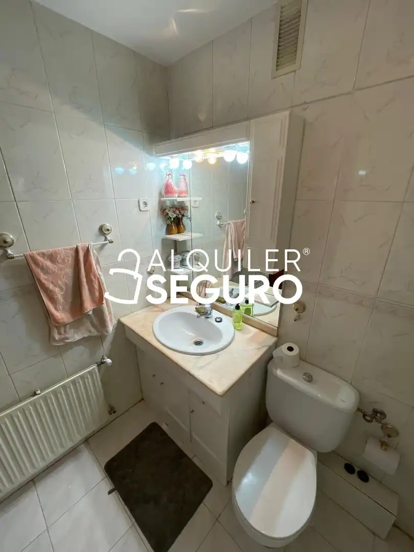 Bedroom of Flat for rent in Madrid  with Air Conditioner, Heating and Swimming Pool