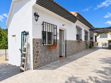 Casa amb jardí en venda a Calle los Morritos A.Coche, Almogía, Spain
