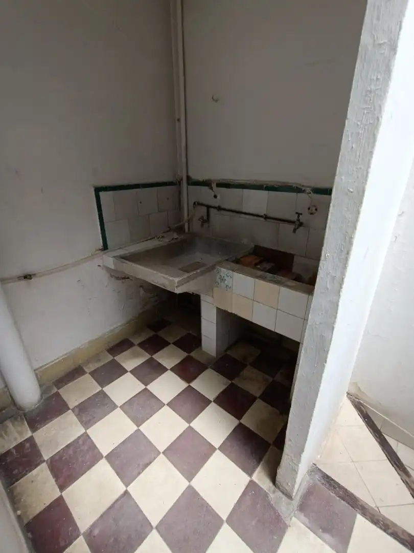 Bany de Casa adosada en venda en Sevilla amb Terrassa i Balcó