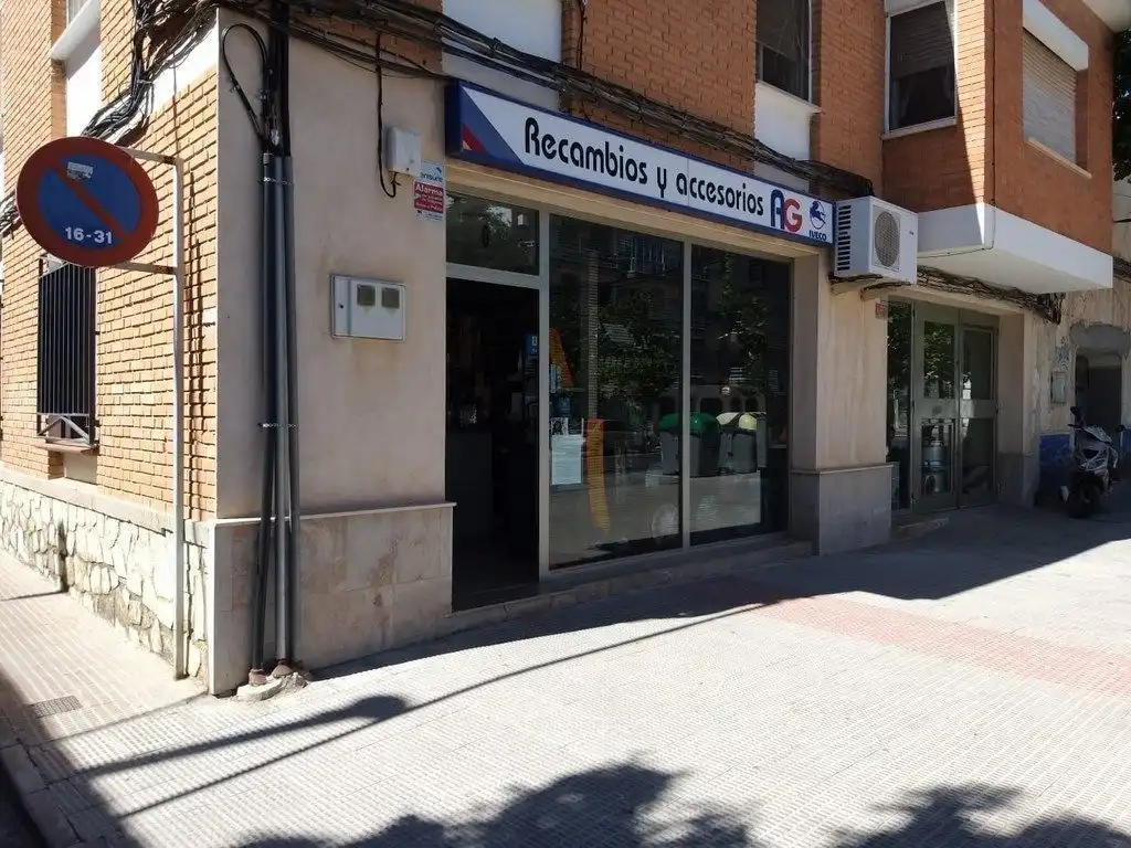 Local de alquiler en Campo de Criptana con Aire acondicionado