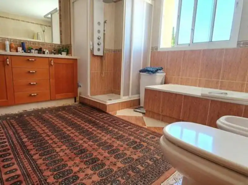 Bathroom of Houses for rent in Marbella  with Air Conditioner, Heating and Private garden