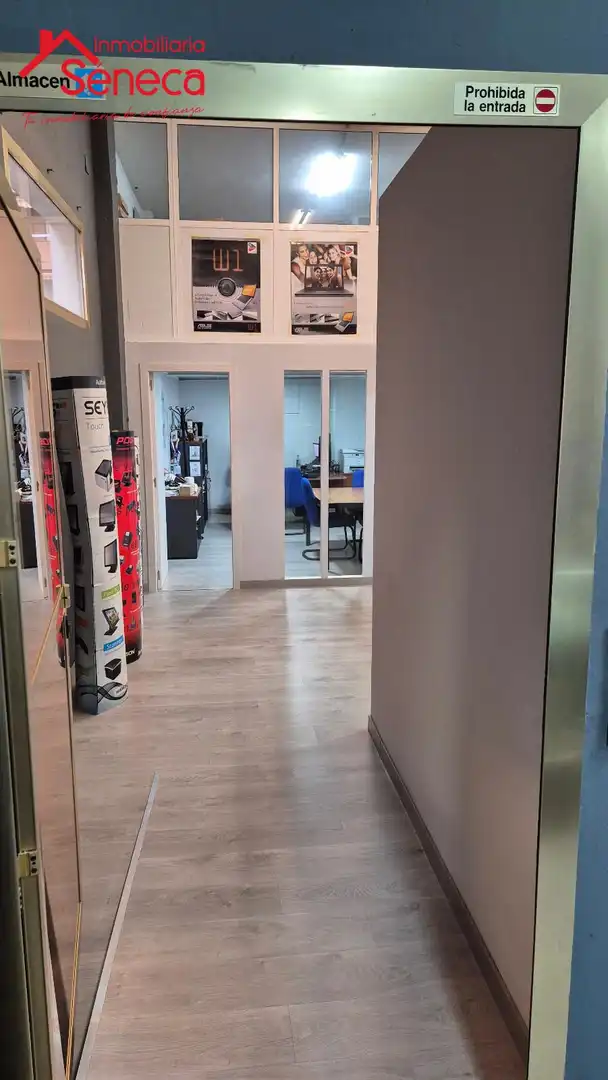 Local comercial en venda a JULIO CÉSAR, imagen 2