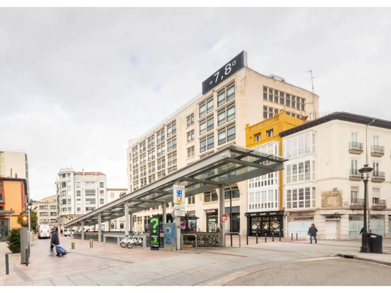 Vista exterior de Piso en venta en Burgos con Calefacción, Trastero y Alarma