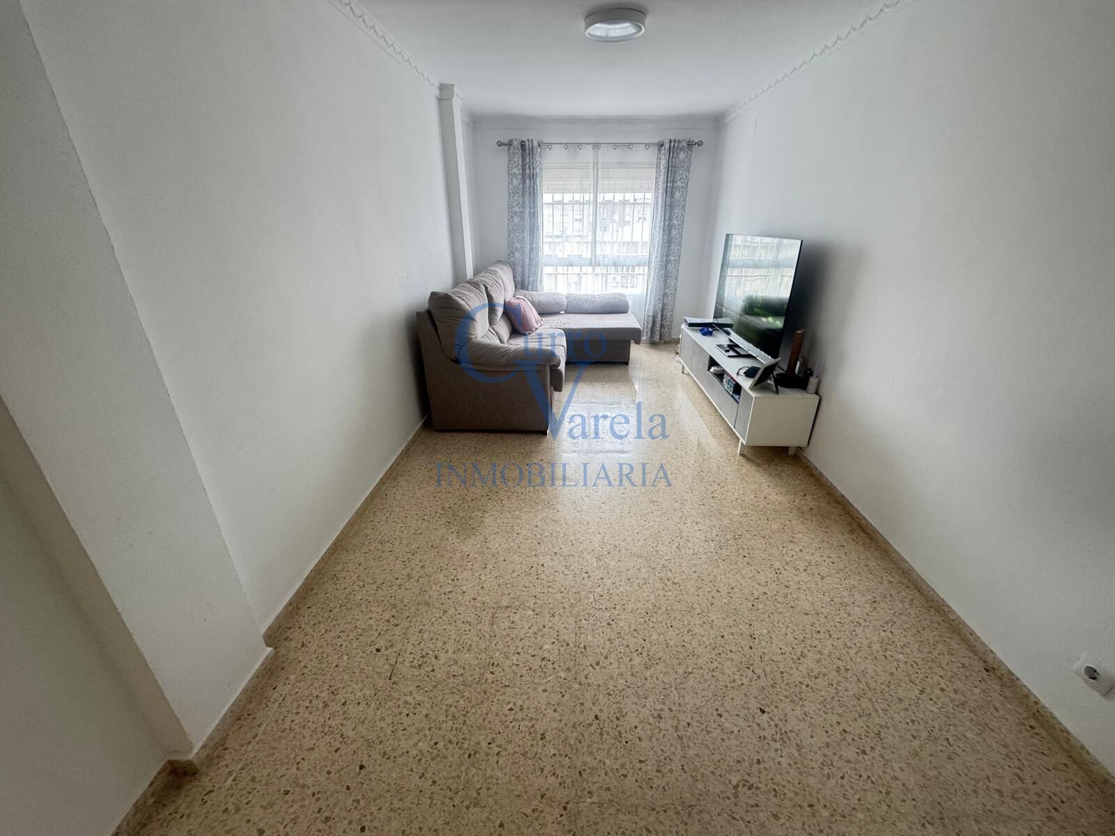 Außenansicht von Wohnung zum Verkauf in Dos Hermanas mit Terrasse