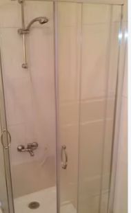 Bathroom of Flat to rent in Santiago de Compostela   with Furnished