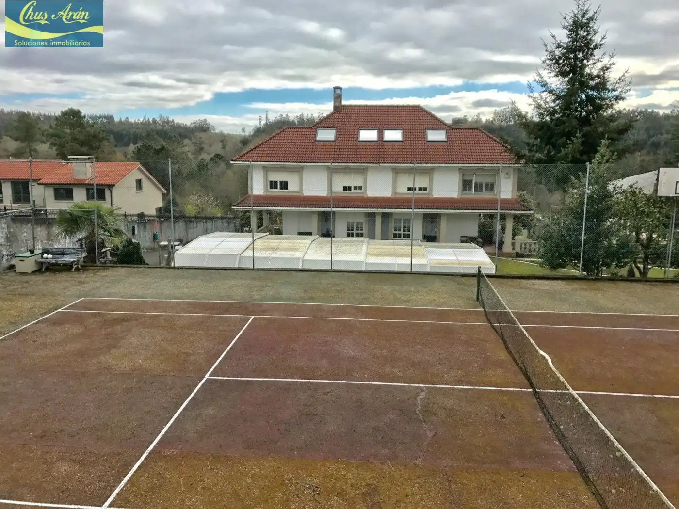 Vista exterior de Casa o chalet en venta en Santiago de Compostela  con Calefacción y Balcón