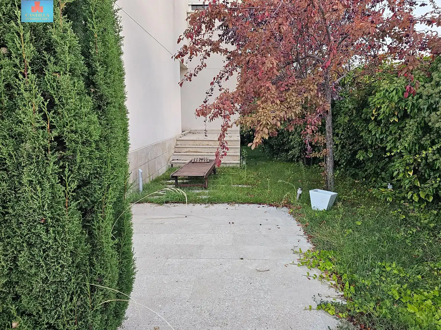 Parking de Casa o chalet de alquiler en Ávila con Calefacción, Jardín privado y Terraza