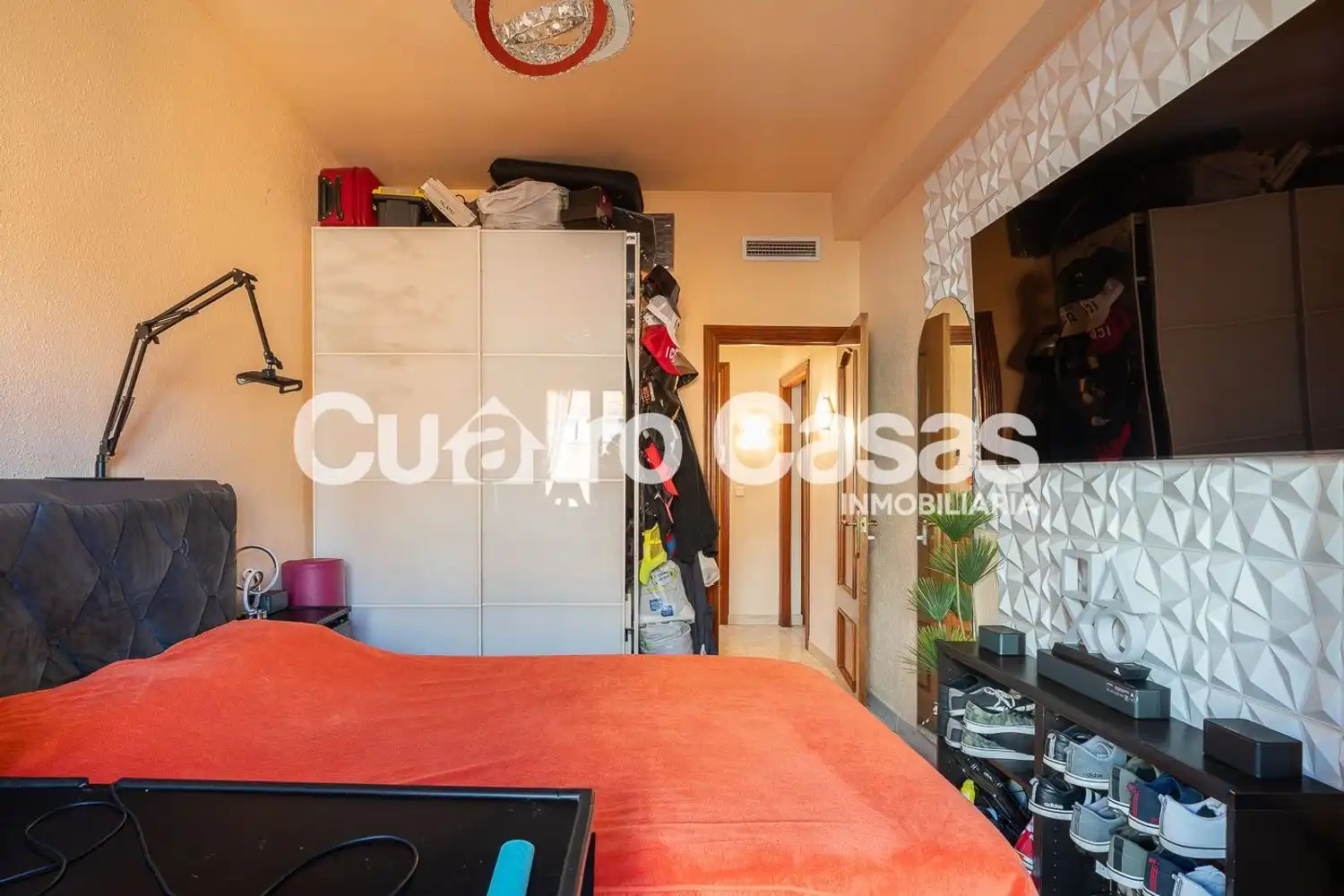 Piso en venta en CL SICILIA, Fort Pienc