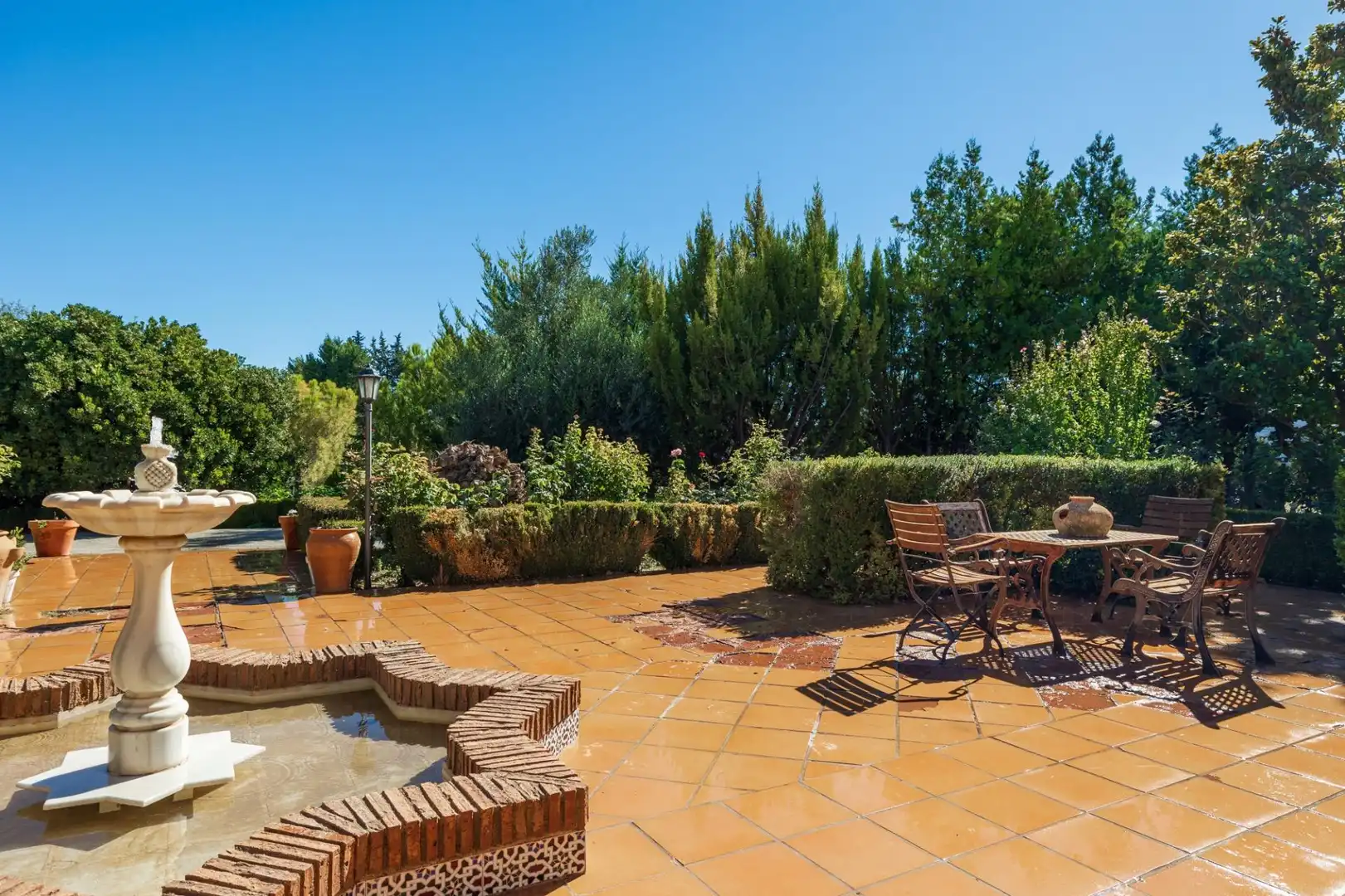 Terrassa de Casa o xalet en venda en Baza amb Aire condicionat, Calefacció i Jardí privat