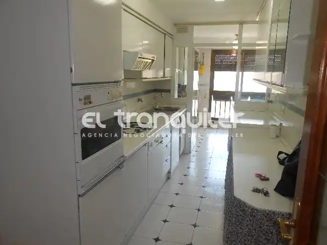 Cuina de Pis de lloguer en Pozuelo de Alarcón amb Aire condicionat, Parquet i Terrassa