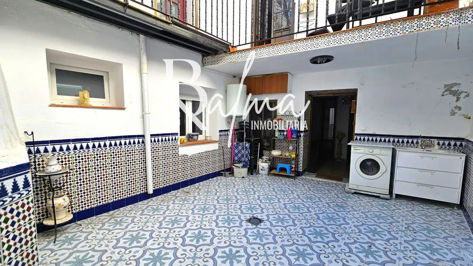 Exterior view of Detached homes for sale in Vélez-Málaga  with Terrace, Storage room and Furnished