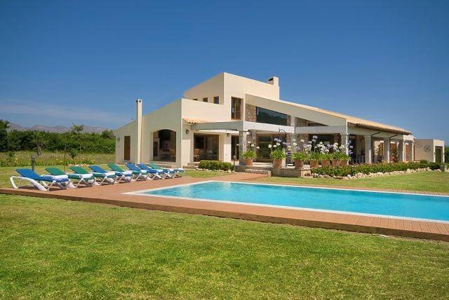 Photo 1 of House or chalet to rent in Ciutat d'Alcúdia, Illes Balears