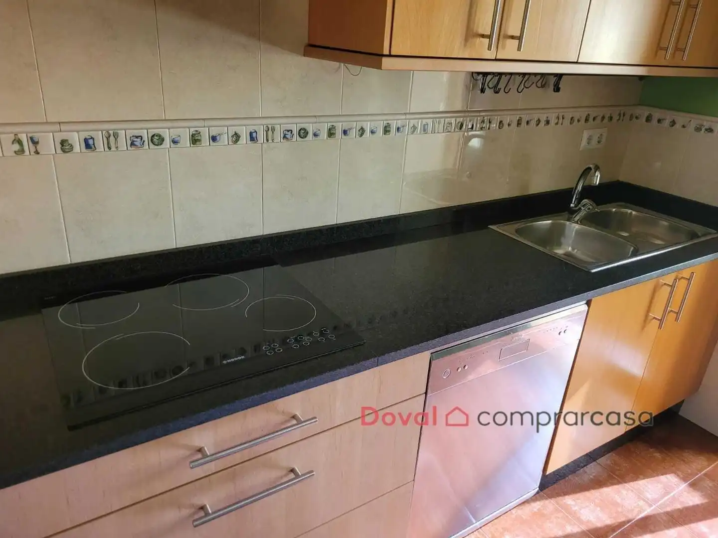 Cocina de Piso de alquiler en O Porriño   con Calefacción y Trastero