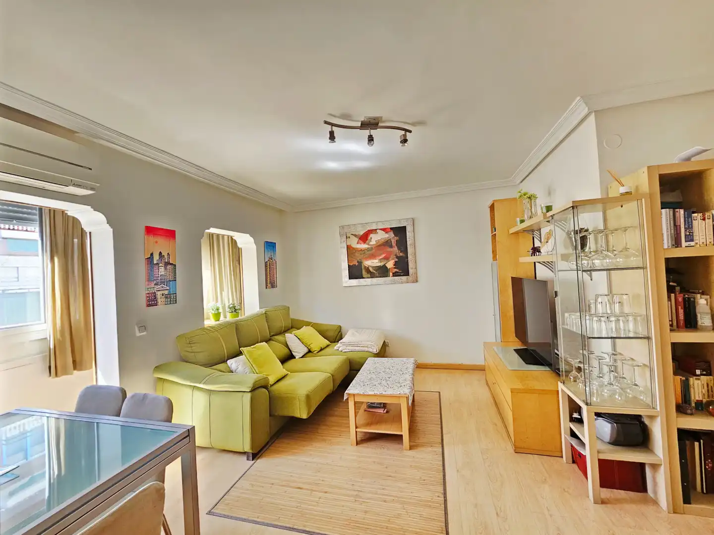 Sala de estar de Piso en venta en Madrid con Aire acondicionado, Calefacción y Trastero