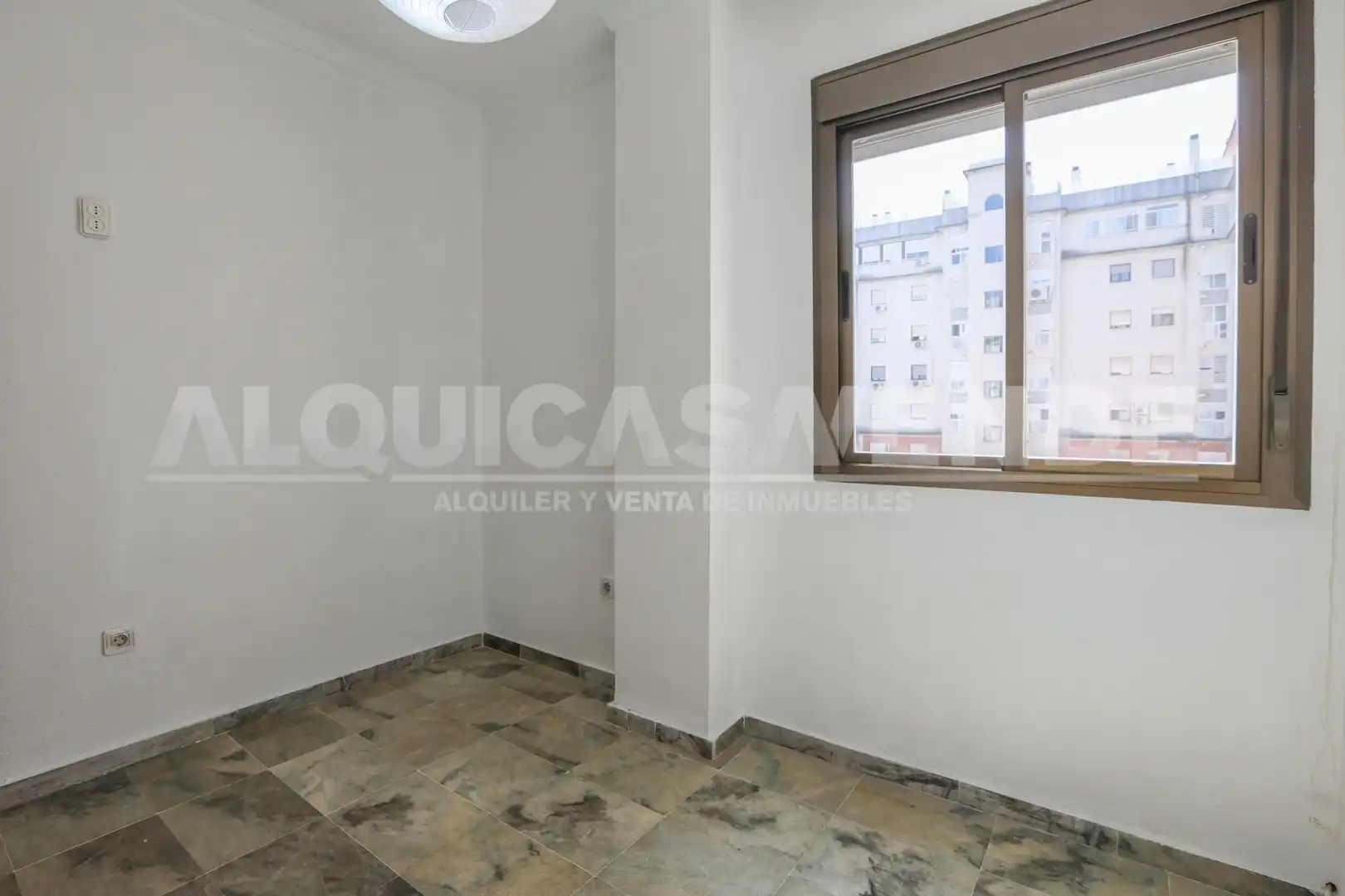 Flat with terrace for sale in Este - Alcosa- Torreblanca, imagen 16