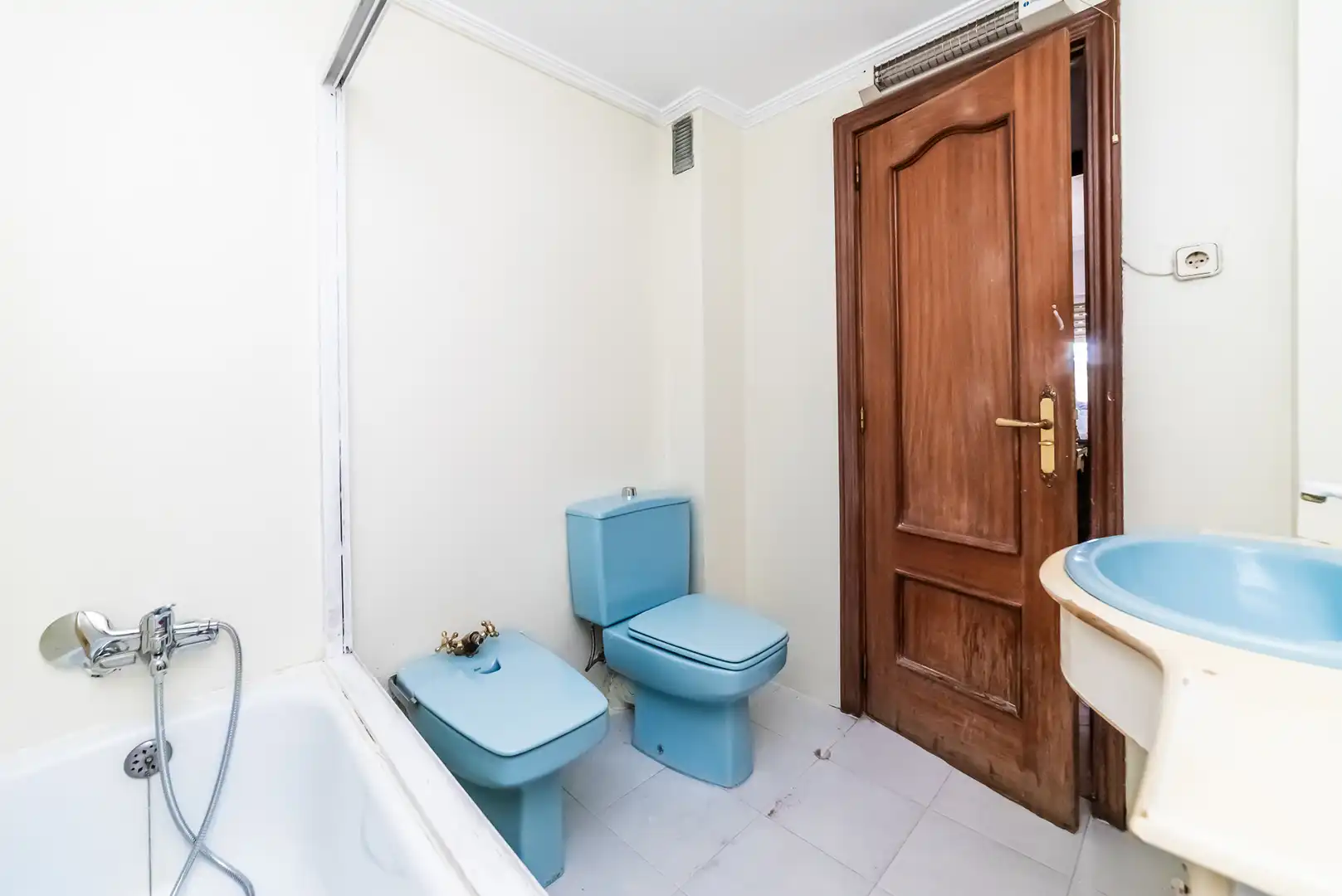 Baño de Piso en venta en Móstoles con Calefacción, Parquet y Terraza