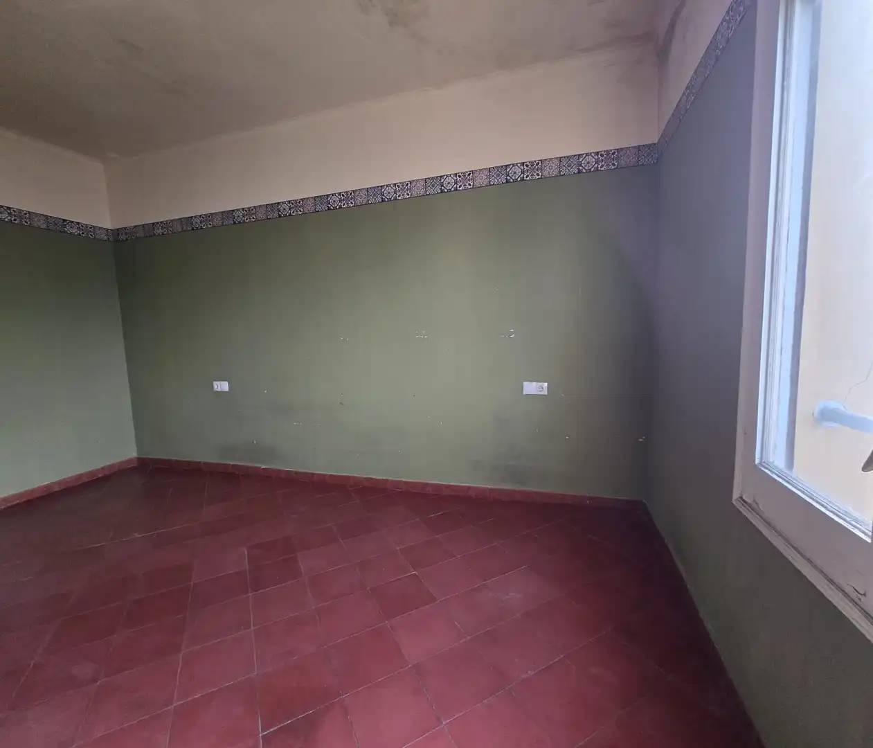 Attic for sale in Barcelona  with Air Conditioner, Terrace and Alarm