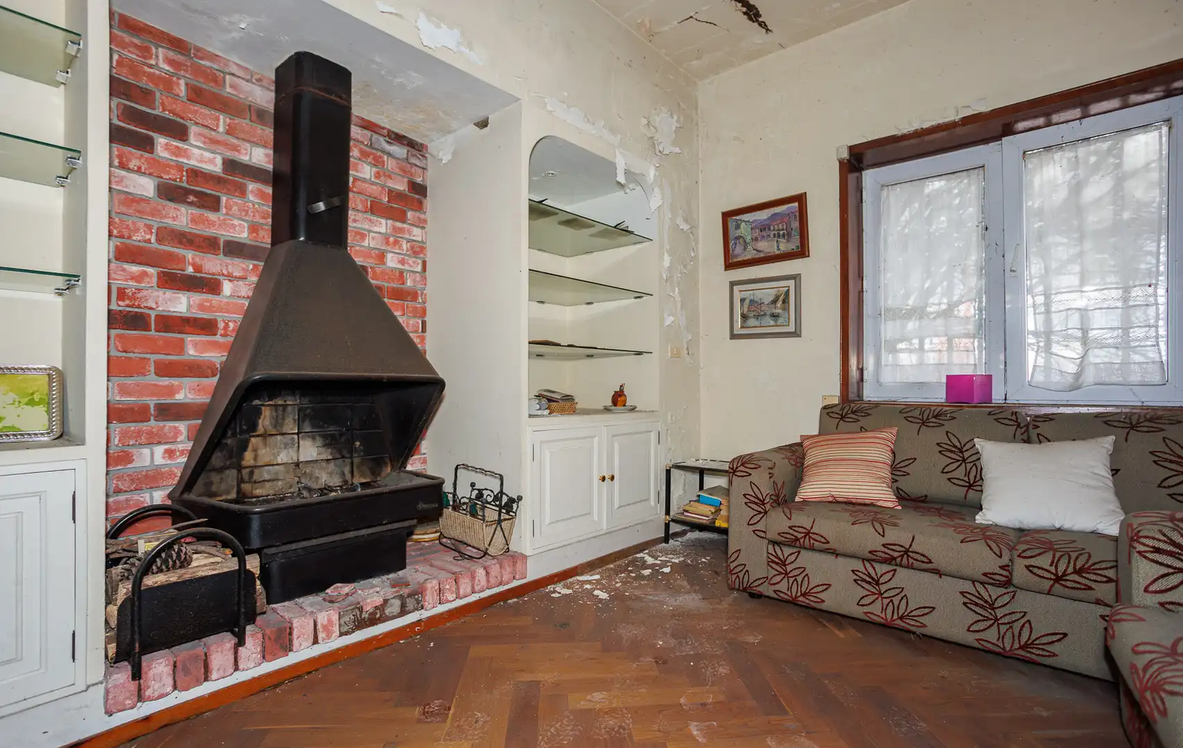 Living room of Country homes for sale in Noia  with Furnished