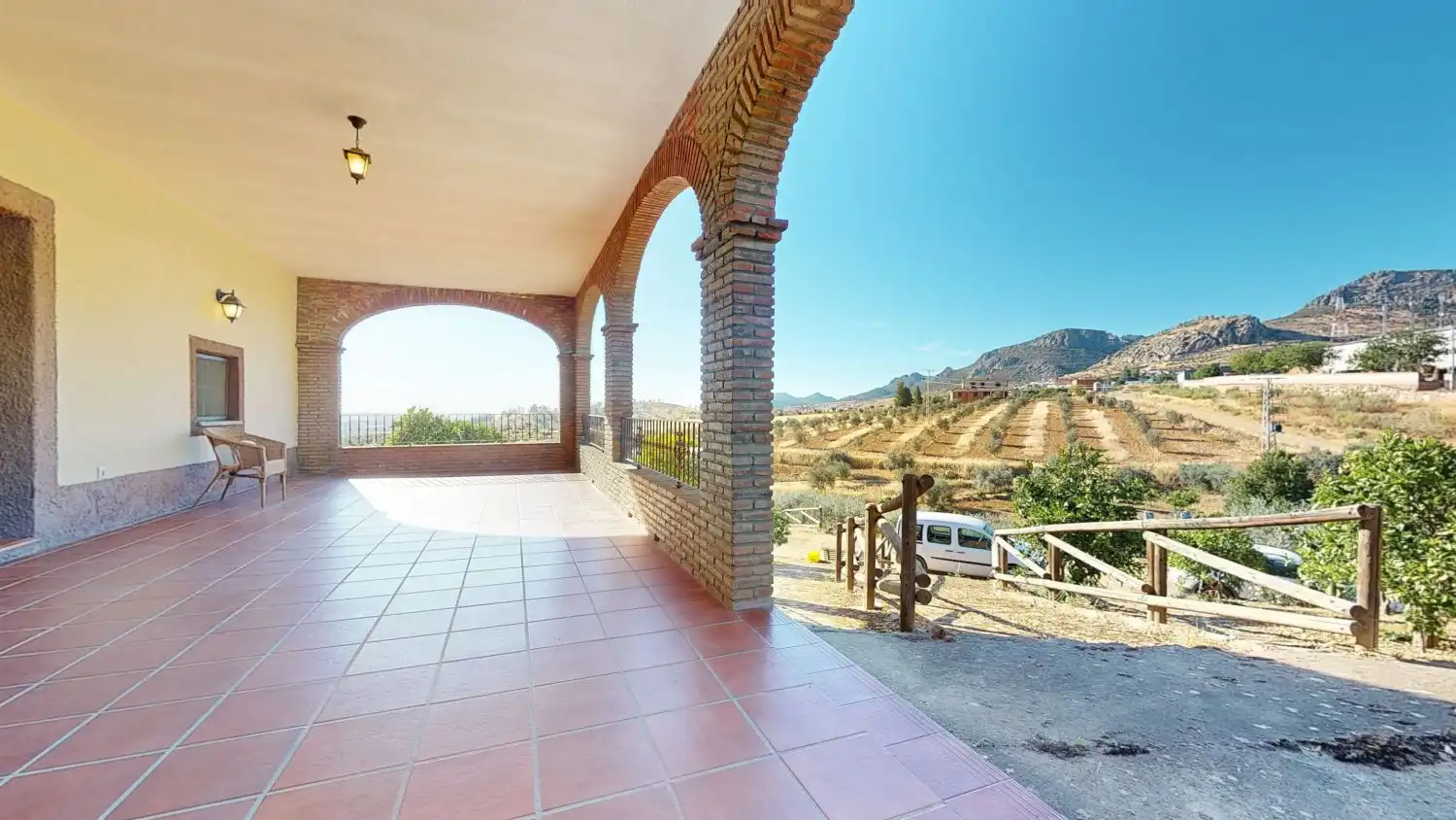 Außenansicht von Country house zum Verkauf in Hornachos